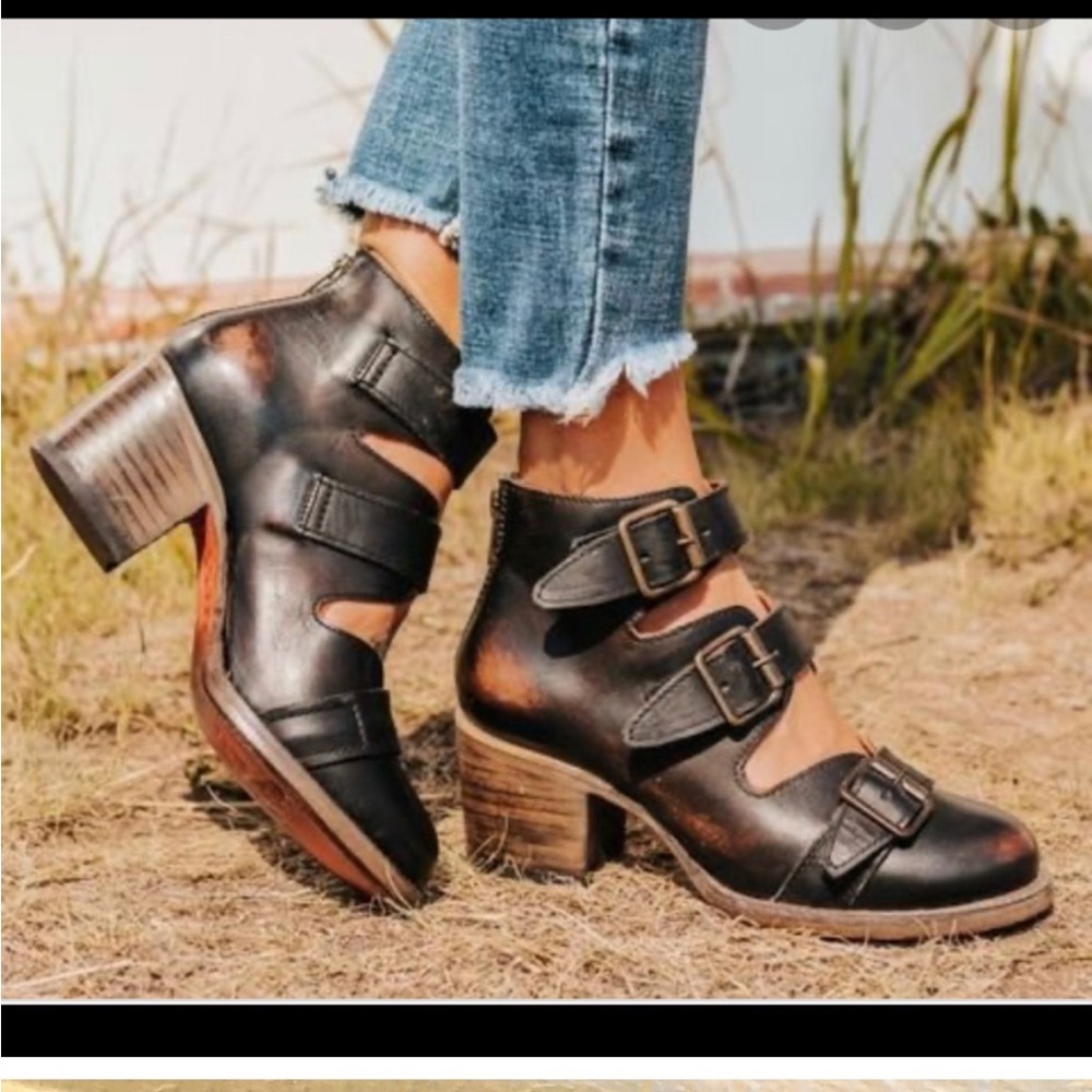 FREEBIRD by Steven Charlotte - Distressed Black Booties